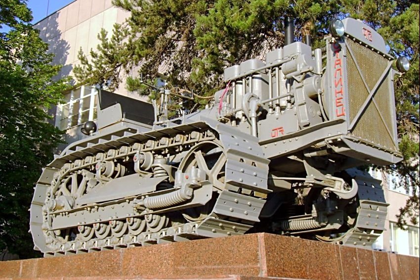 Thunder Model 35400 Russian ChTZ S60 Stalinetz 1/35 – zdjęcie 20