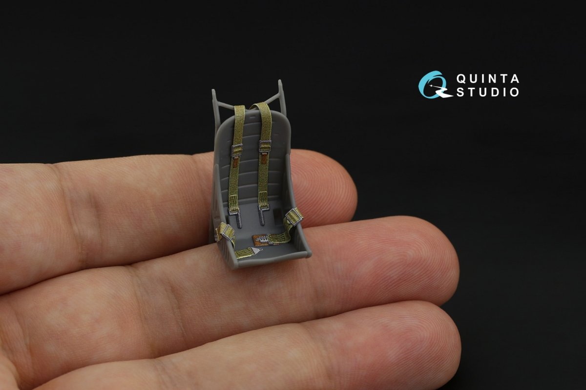 Quinta Studio QD32116 Hawk 81-A2 3D-Printed &amp;amp; coloured Interior on decal paper (GWH) 1/32 – imagen 4