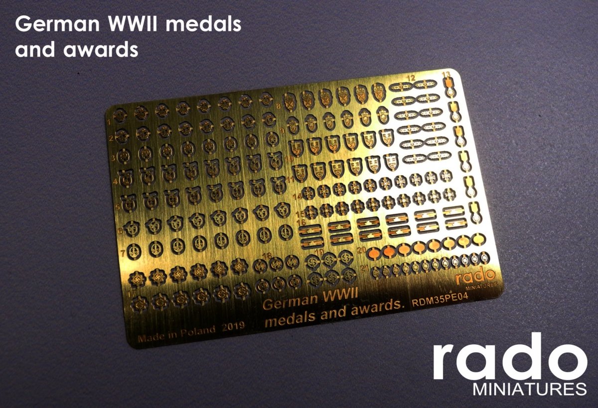 RADO Miniatures RDM35PE04 German WWII Medals and Awards 1/35 – image 2