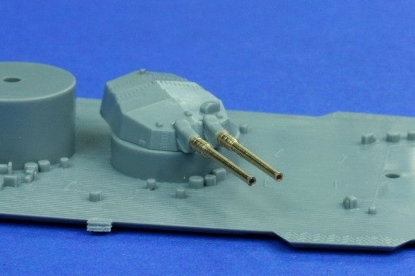 RB Model 700L10 Lufa Ise class 1/700