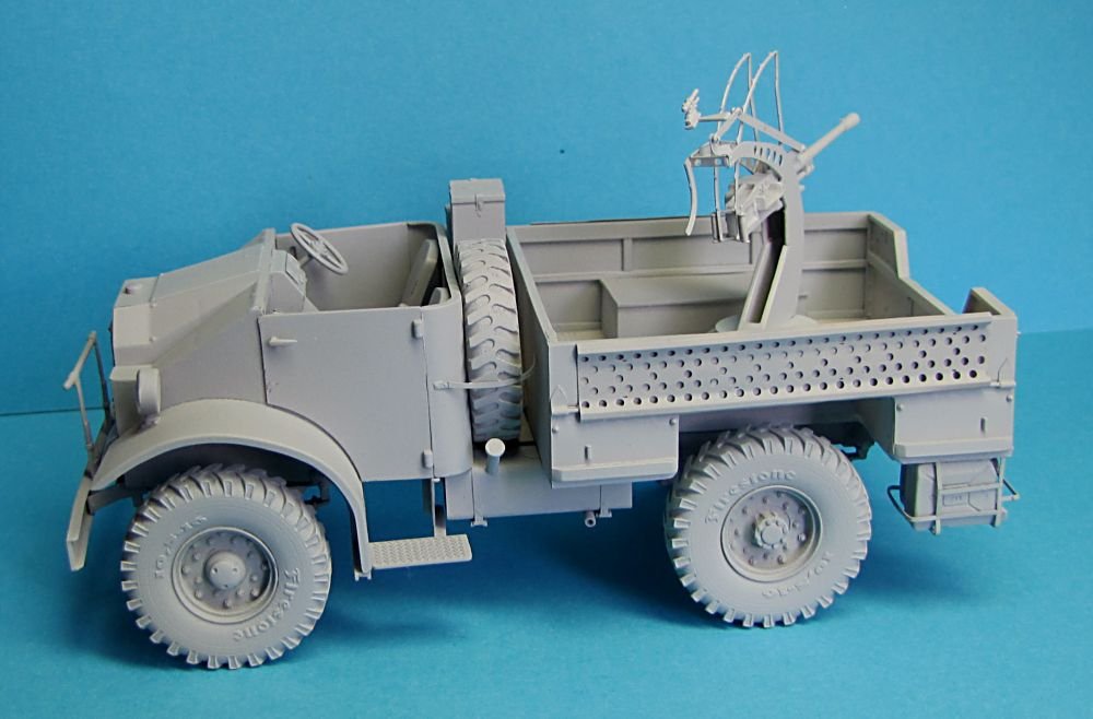 Mirror Models 35107 CMP F15 FORD TRUCK SERVICE ITALIEN (1/35) – image 3