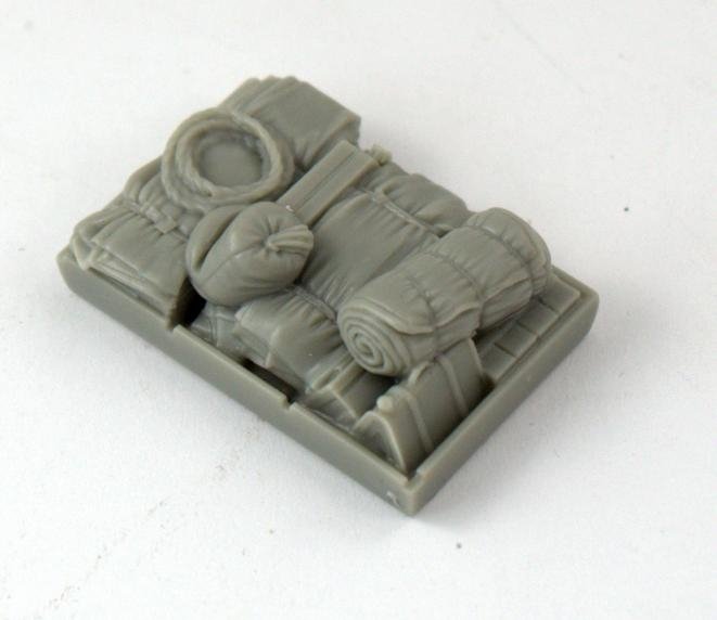 Panzer Art RE35-468 Stowage set for Krupp L3H163 Kfz 72 Radio car 1/35 – image 3