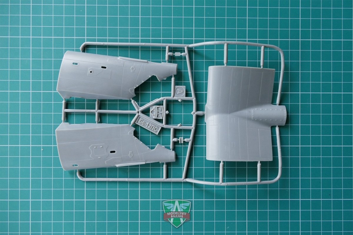 Modelsvit 72033 Beriev Be-12PS Limited Edition 1/72 – imagen 3