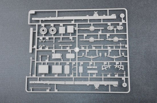 Trumpeter 01014 BM-21 Grad russe, version tardive (1/35) – image 8