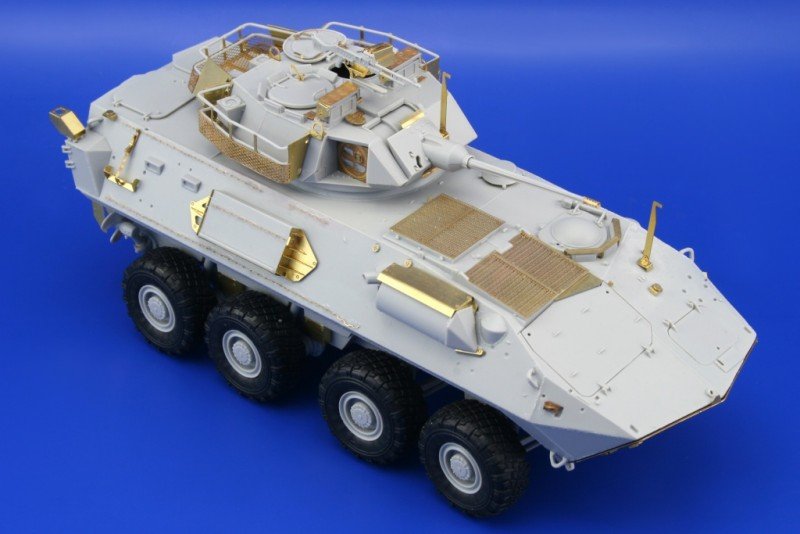 Eduard 36087 ASLAV-25 RV 1/35 Trumpeter – image 4