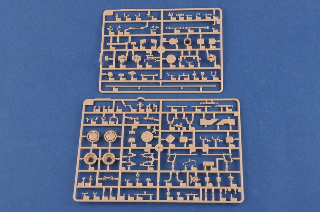 Hobby Boss 85509 Russian 9K79 Tochka (SS-21 Scarab) IRBM 1/35 – imagen 13