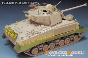Voyager Model PE351285 WWII US M4A3E8 Early Version Thunderbolt VII HVSS Basic For RFM 5092 1/35 – Bild 6
