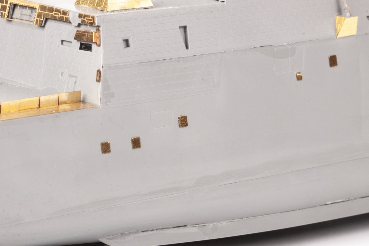 Eduard 53288 USS DDG-1000 Zumwalt SNOWMAN MODELS, TAKOM 1/350 – immagine 13