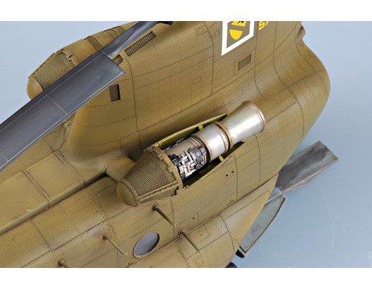 Trumpeter 05104 CH-47A CHINOOK 1/35 – Bild 4