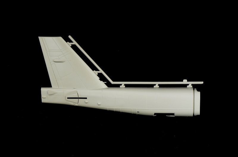 Italeri 1442 B-52H Stratofortress 1/72 – imagen 6