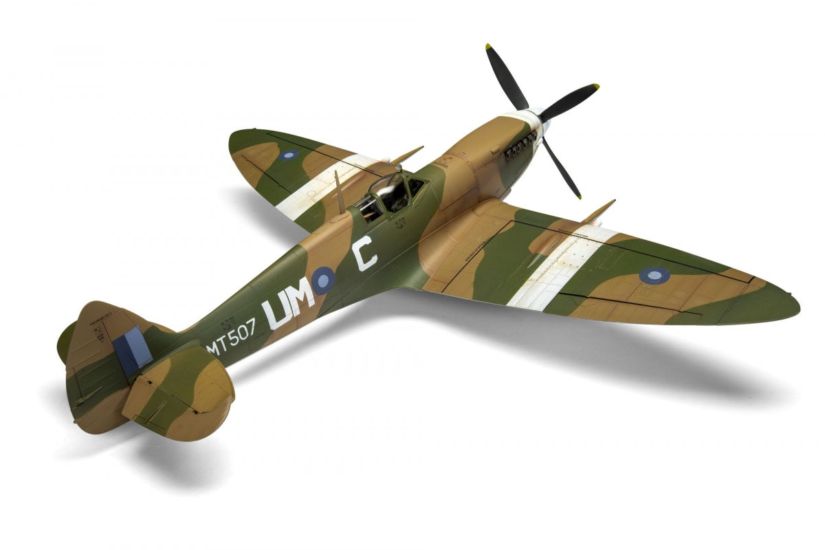 Airfix 17002 Supermarine Spitfire Mk.VIII 1/24 – zdjęcie 9