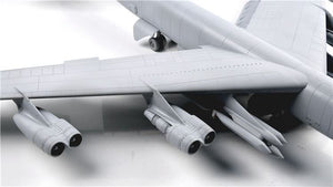 Modelcollect UA72200 B-52H U.S. Stratofortress strategic Bomber 1/72 – imagen 15