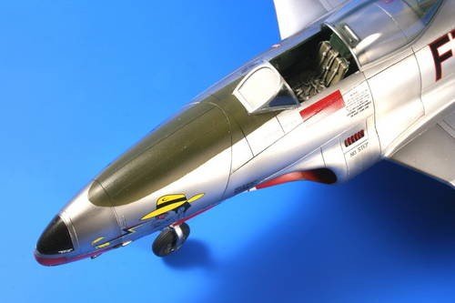 Specjal Hobby 32048 F-80C Shooting Star Over Korea 1/32 – imagen 2