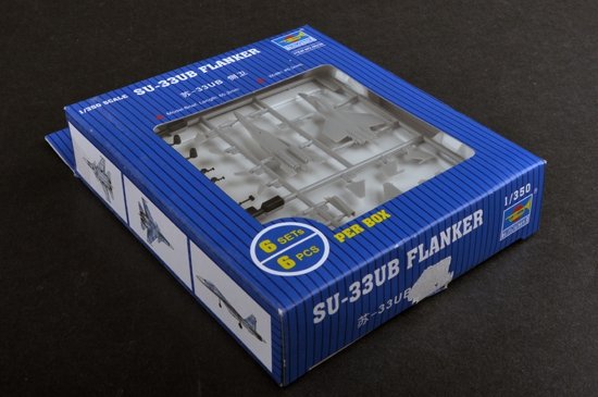 Trumpeter 06230 SU-33UB FLANKER (6 pièces) (1/350) – image 2