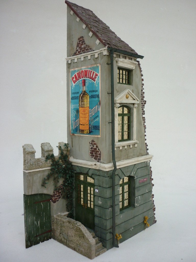 RT-Diorama 35228 Old Mansion 1/35 – immagine 4