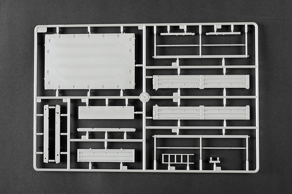 Trumpeter 01097 M1078A1P2 2.5 Ton LMTV Cargo Truck 1/35