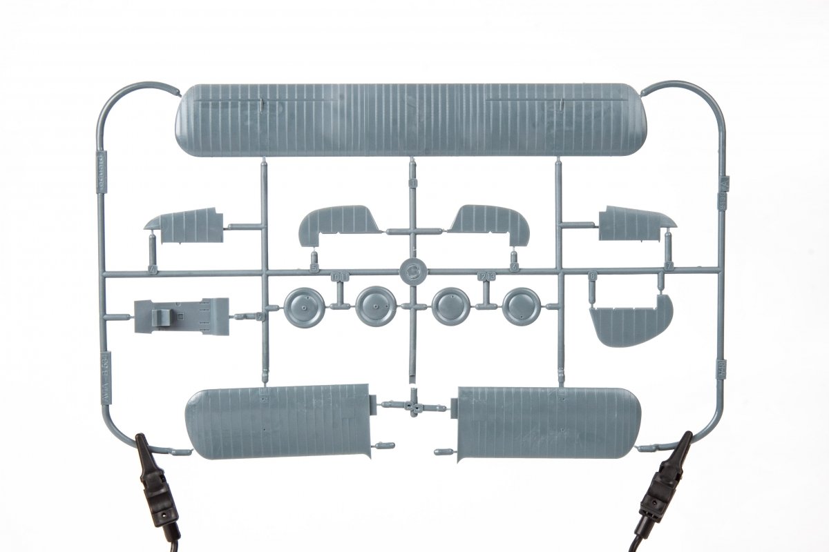 Eduard 8192 Avia B-534 IV series 1/48 – image 7