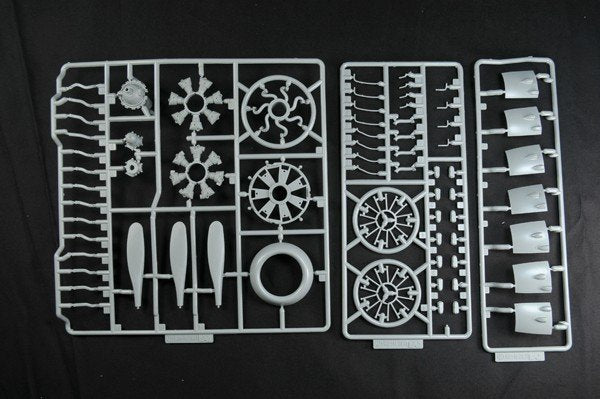 Maquette HK Models 01E02 B-25J Mitchell « Strafer » (1/32) – image 14