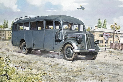 Roden 720 Opel Blitz Omnibus modèle W39 Ludewig (Essen) 1/72