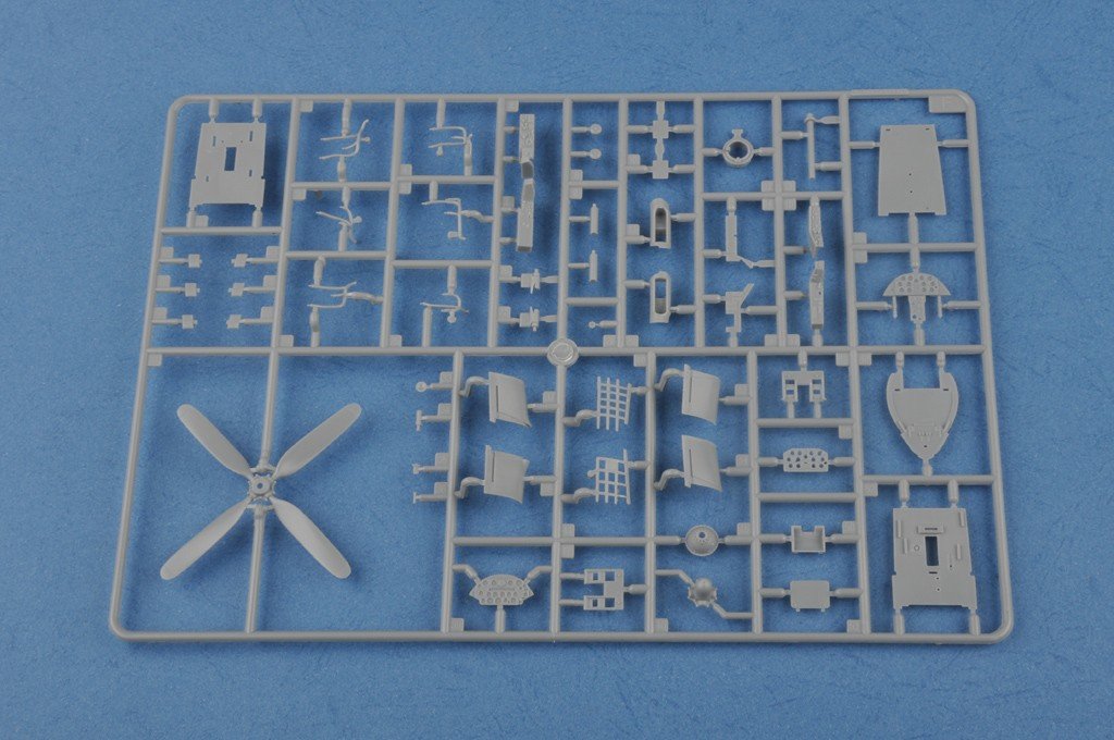 Hobby Boss 80388 F4U-4B Corsair 1/48 – imagen 8
