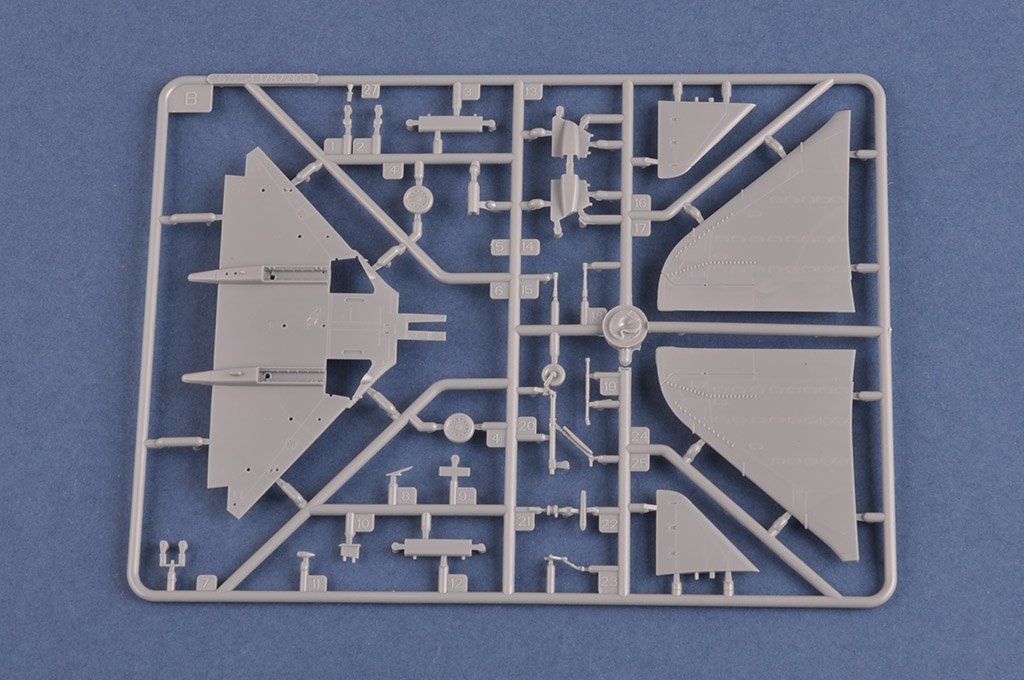 Hobby Boss 87256 A-4M Sky Hawk 1/72 – image 4
