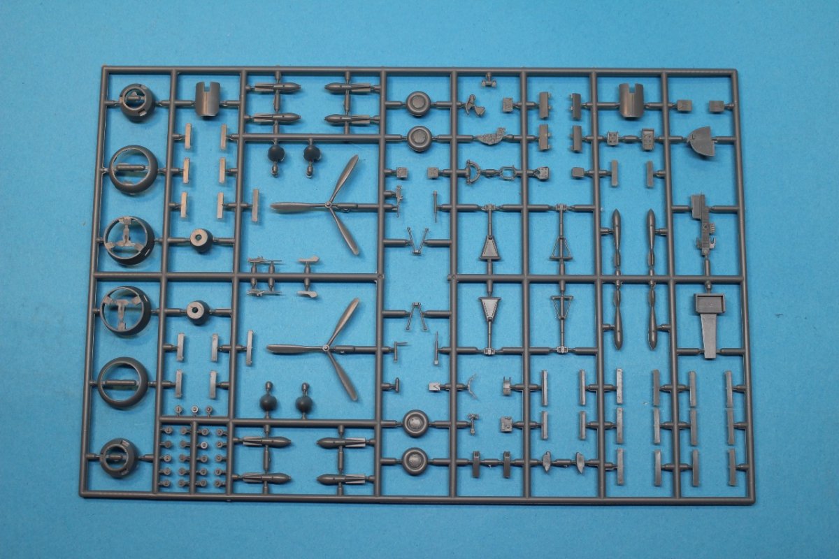 Fly 72040 PZL.37 A Łoś A 1/72 – imagen 3