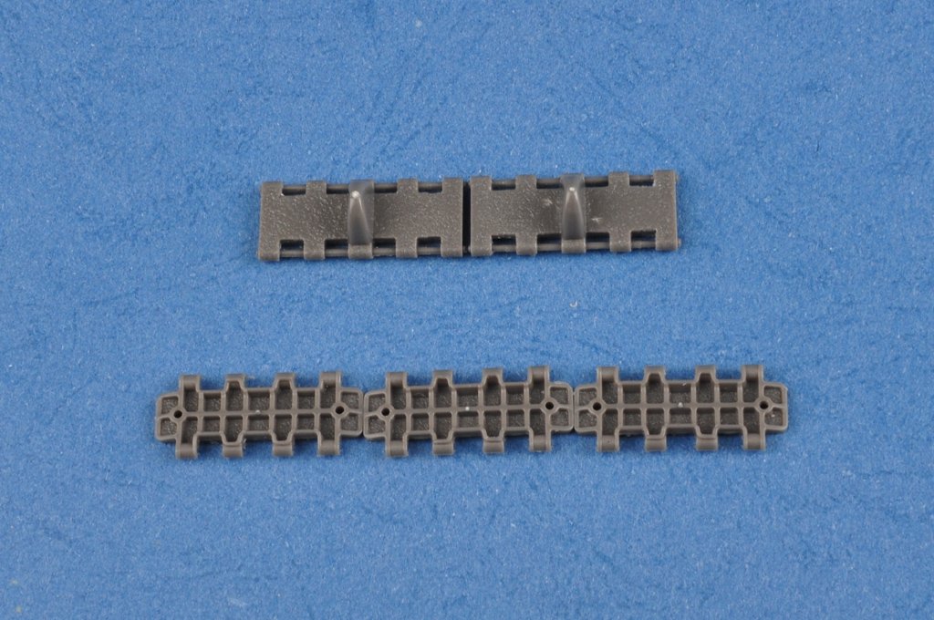 Hobby Boss 82602 Soviet T-34/85 1/16 – immagine 12