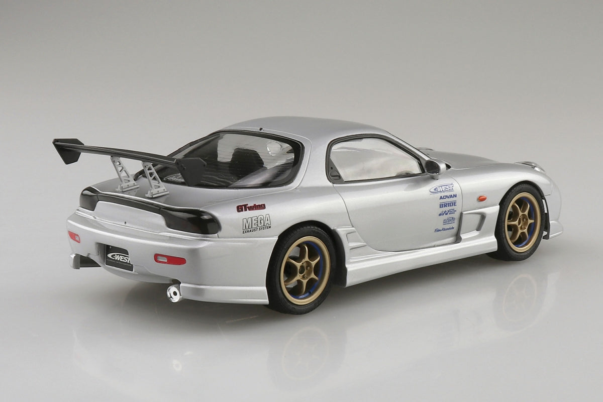 Aoshima 06302 C-WEST FD3S Mazda RX-7 &amp;#39;99 1/24  – image 3