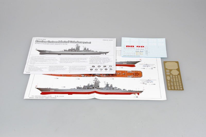 Trumpeter 04520 Russian Cruiser Admiral Ushakov (ex-Kirov) 1/350 – imagen 3
