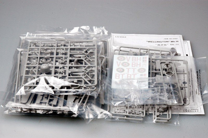 Trumpeter 01627 Wellington Mk. 3 1/72 – zdjęcie 7