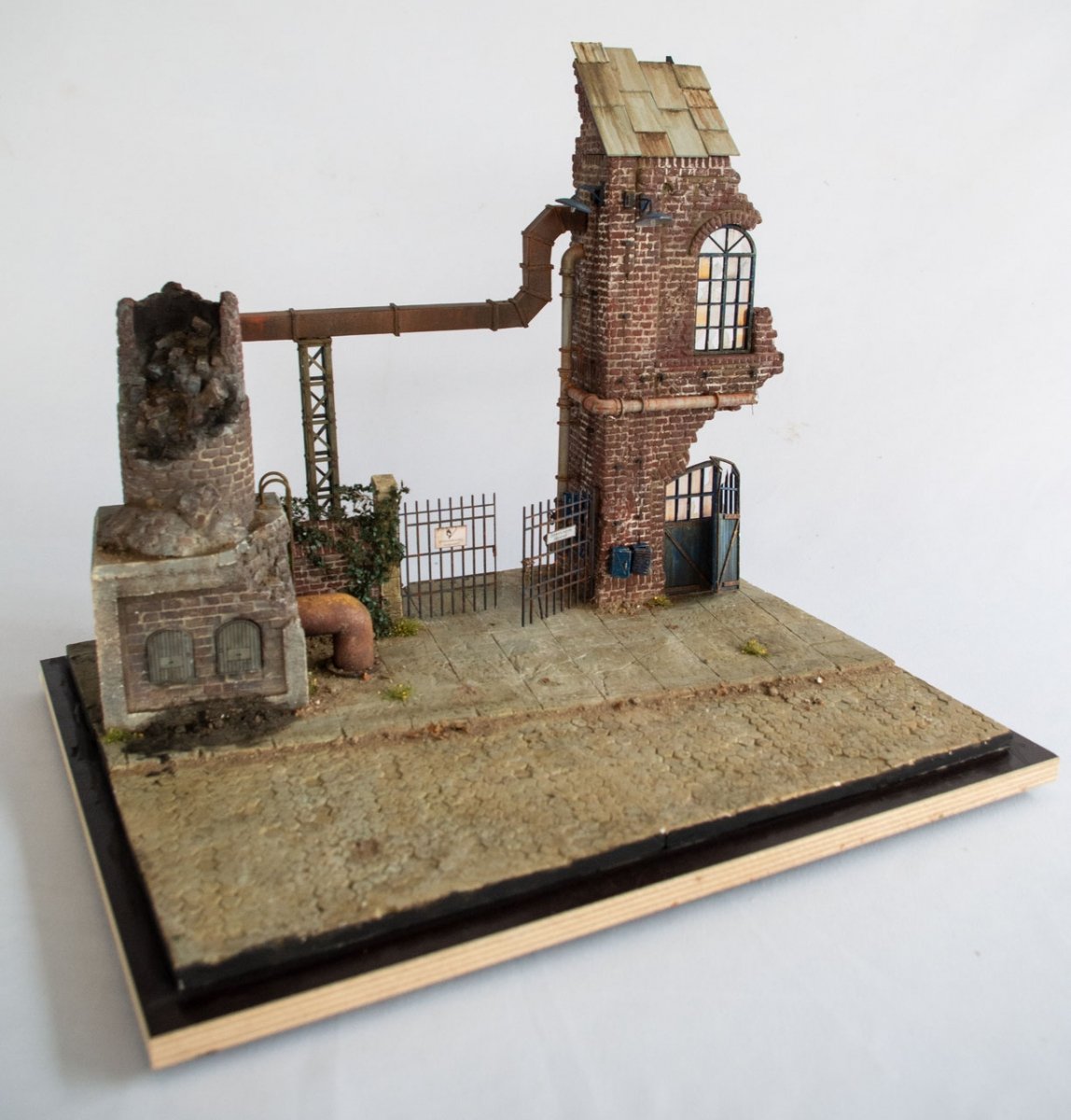 RT-Diorama 35304 Diorama-Base: &amp;quot;Grudinin Mill Stalingrad&amp;quot; 1/35 – immagine 4