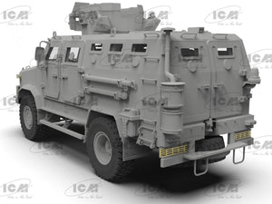ICM 35014 Kozak-2 Ukrainian MRAP-class Armored Vehicle 1/35 – imagen 5