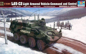Trumpeter 00371 USMC LAV-C2 Light Armored Vehicle-Command&amp;amp;Control 1/35