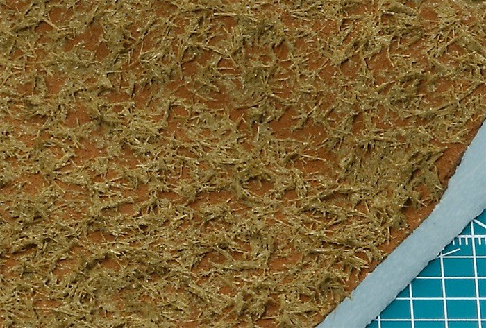 Tamiya 87117 Diorama Texture Paint (Grass Effect, Khaki) – image 4