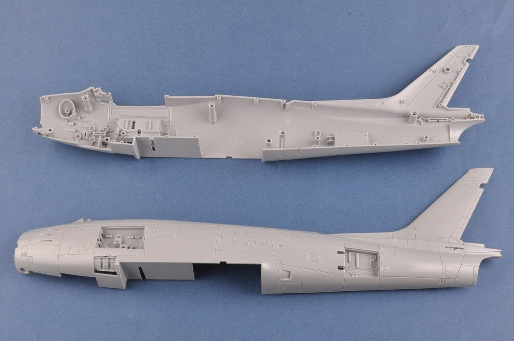 Hobby Boss 81808 F-86F-30 Sabre 1/18 – immagine 15