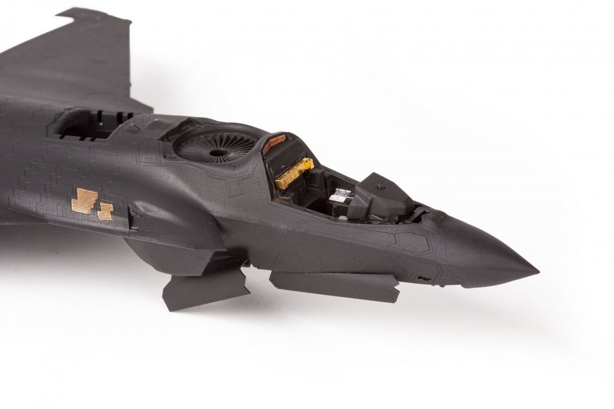 Eduard 73832 F-35B TAMIYA 1/72 – zdjęcie 4