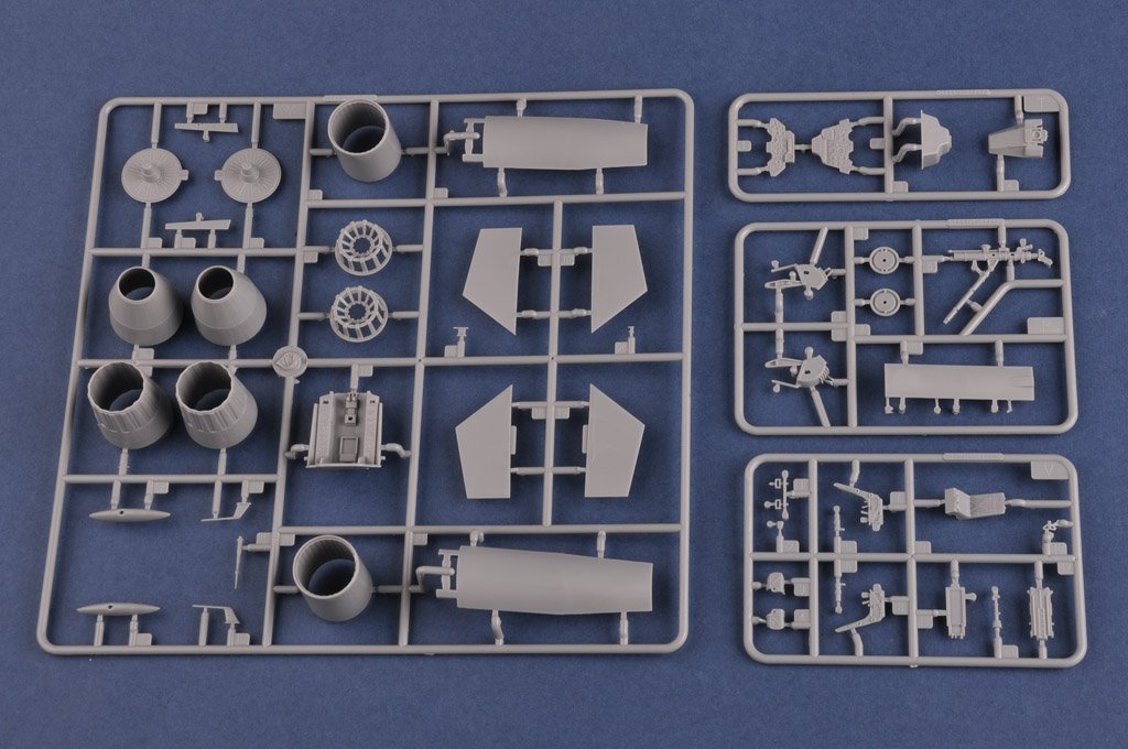 Hobby Boss 81713 Su-27UB Flanker C 1/48 – image 9