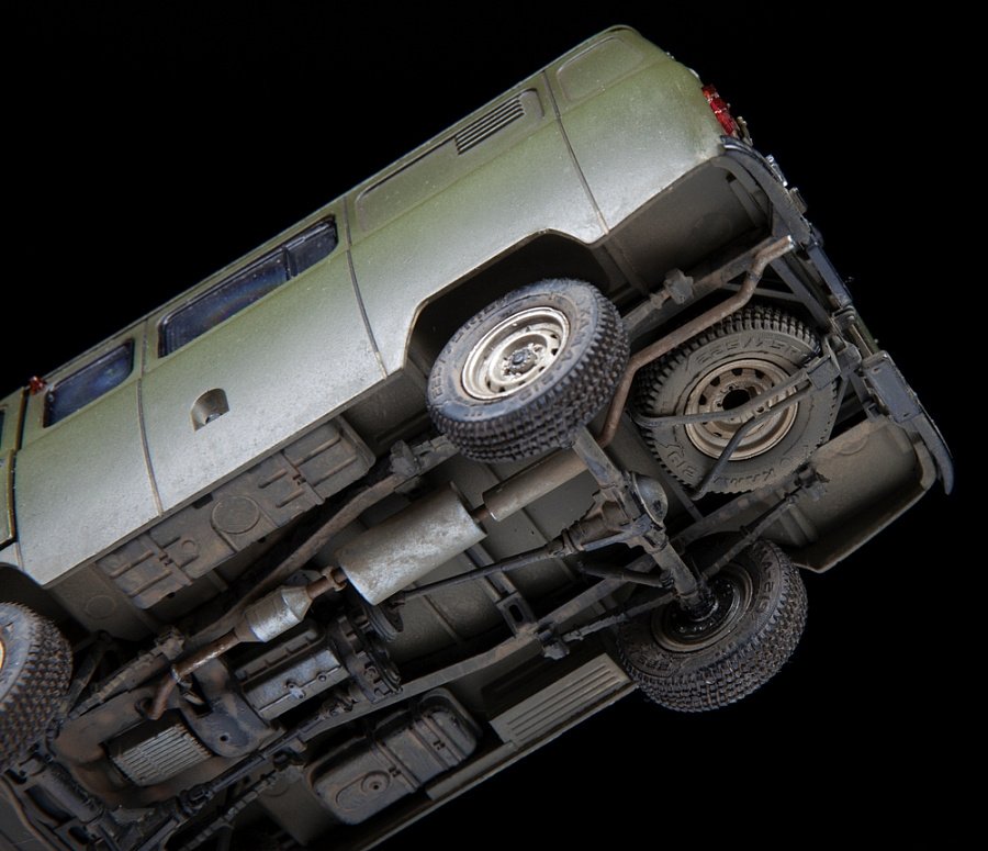 Zvezda 3644 Russian Military Van UAZ 3909 1/35 – imagen 5