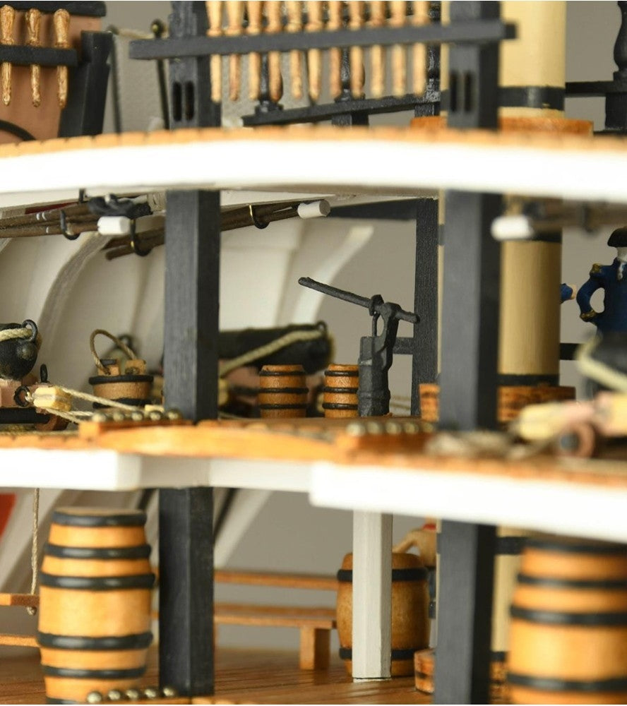 ARTESANIA LATINA 20500 Przekrój sekcji okrętu HMS Victory 1/72