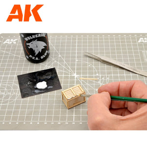 AK Interactive AK8230 LASER CUT WOODEN BOX 004 BIOHAZARD (3 UNITS) 1/35 – Bild 4
