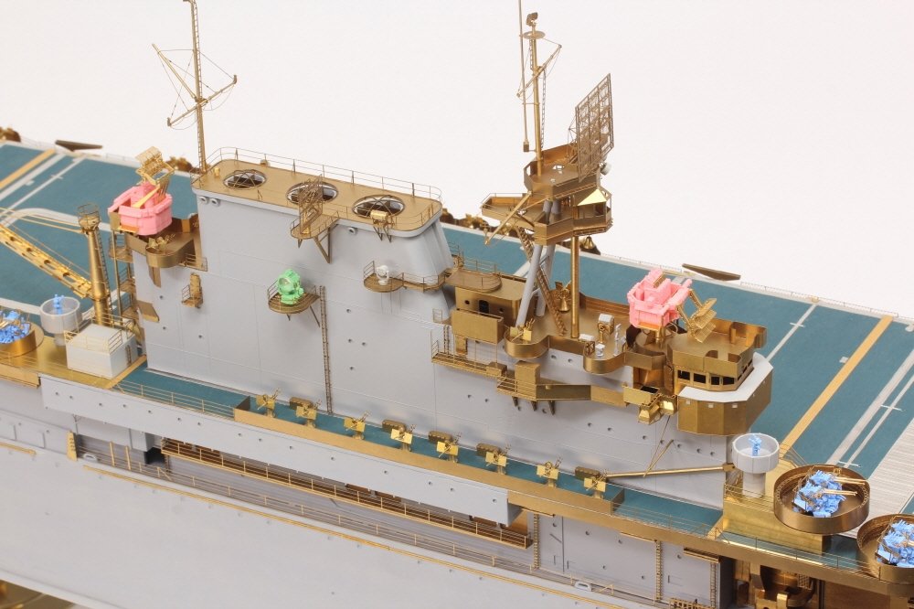 Pontos 27010fn 1/200 USS CV-6 Enterprise 1942 Kit de détails (Pont en bois couleur teck) 1/200 – image 24