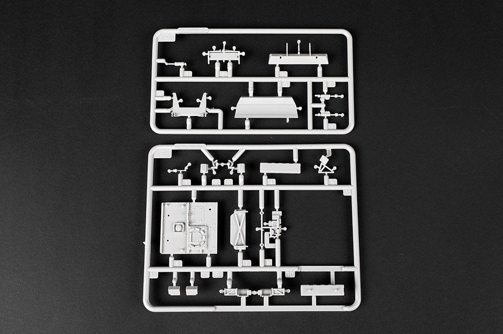 Trumpeter 07456 Stryker M1132 engineering vehicle with SOB engineering shovel 1/72 – imagen 8
