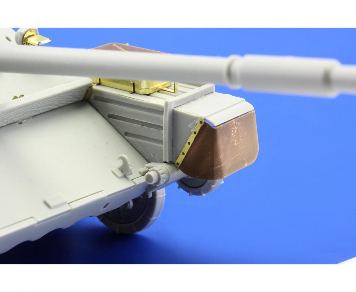 Eduard 36194 ASU-85 SPG (1956) 1/35 Trumpeter – Bild 18