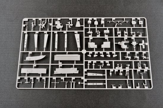 Trumpeter 05620 USS Constellation CV-64 1/350 – image 14