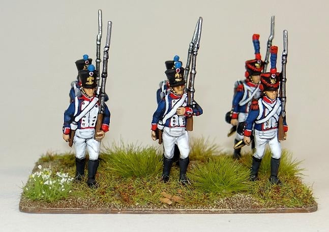 Hat 8294 Napoleonic 1815 French Line Infantry Marching 1/72