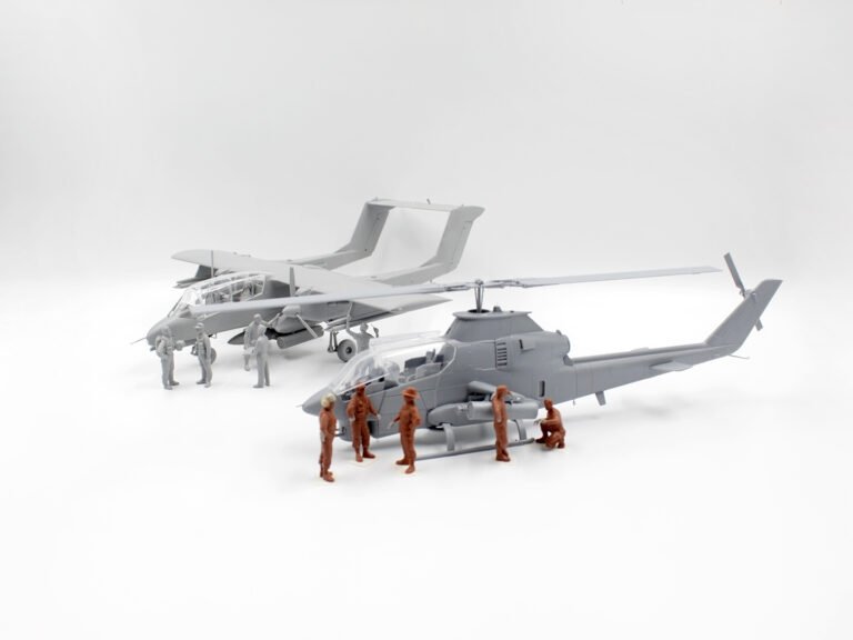 ICM 48303 FORWARD BASE, Cobra AH-1G + Bronco OV-10A 1/48 – zdjęcie 3