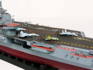 Trumpeter 05606 USSR Admiral Kuznetsov aircraft carrier 1/350 – imagen 10