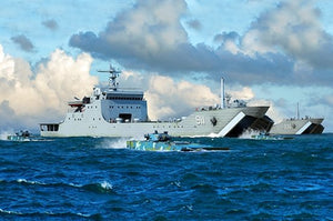 Trumpeter 06728 PLA Navy Type 072A LST 1/700 – imagen 2