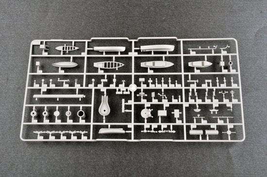 Trumpeter 03710 HMS Hood Battle Cruiser 1/200 – imagen 6