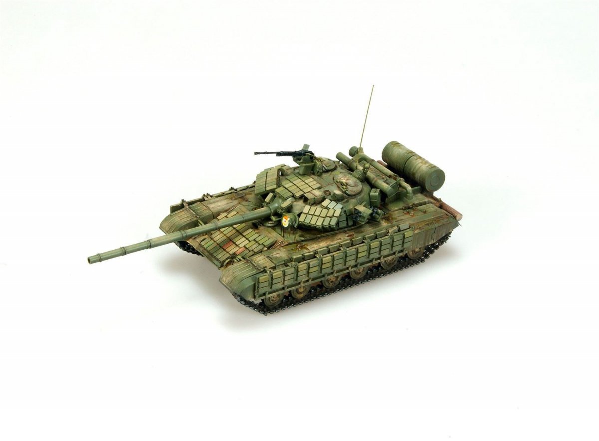 Modelcollect UA72059 T-64AV Main Battle Tank 1/72 – Bild 4